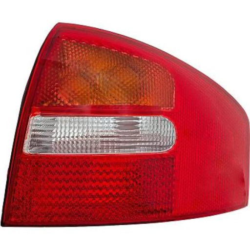Feu Arrière Droit Audi A6 De 2001 À 2004 - Pièces auto Maroc