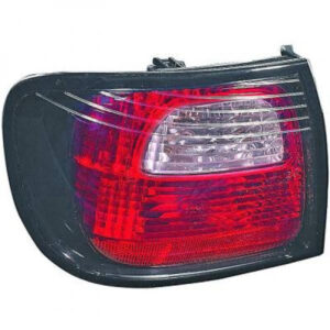 Feu Arrière Droit Partie Extérieur Nissan Primera (P11) De 1999 À 2001 - Pièces auto Maroc