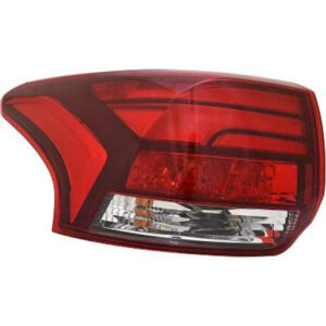 Feu Arrière Gauche Extérieure Avec Porte-Lampe Mitsubishi Outlander 2013 à 2015 + 2015 à 2018 - Pièces auto Maroc