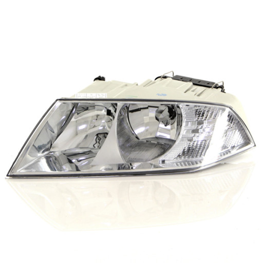 Phare Avant Gauche Skoda OctaviÀ 2004 - Pièces auto Maroc